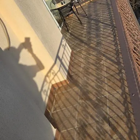 La 2 Pasi De Mare 艾福雷诺德